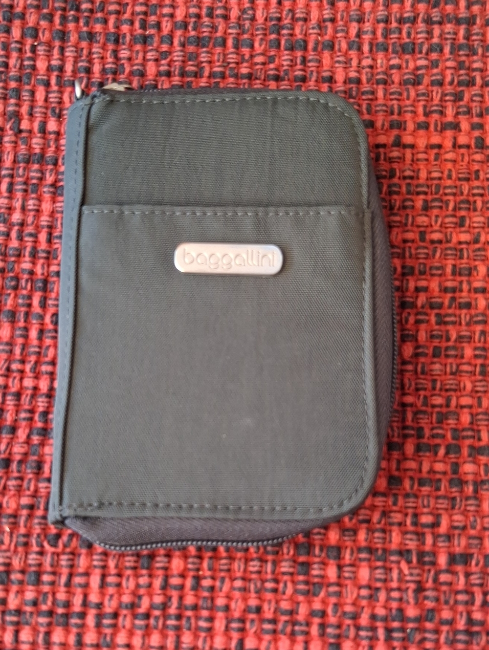 Baggallini Black Compact Phone & Accessory Pouch